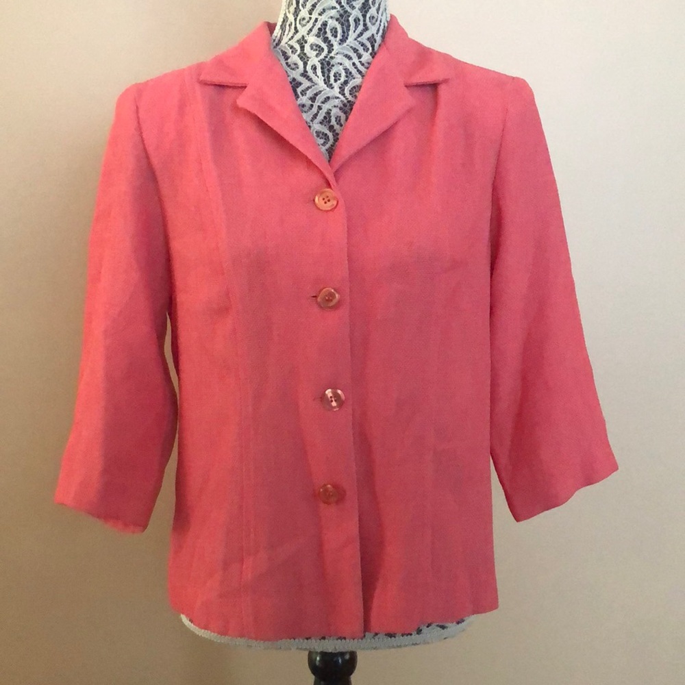 🔥3/$20.Light Dress Barn jacket 3/4 length sleeves. NEW Without tag